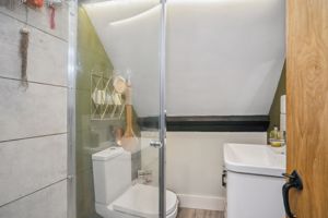 Photo 15- click for photo gallery